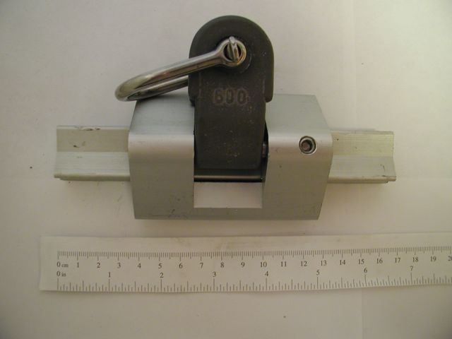 [z3067] Ball bearing boom car for furling mast Z162/202/362