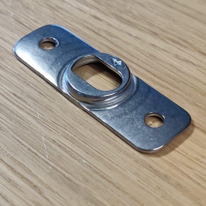 [507-551-01] Selden, Bakplate for T terminal - Ø4mm