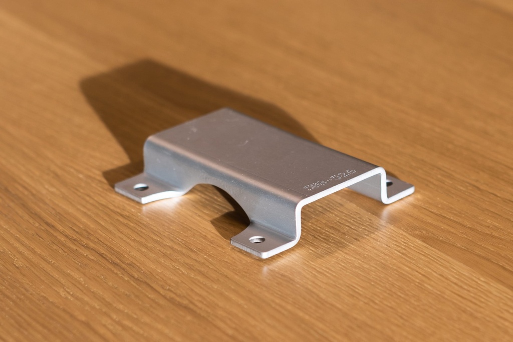 [508-526-01] Selden, Mastetopp brakett 100x55/0°